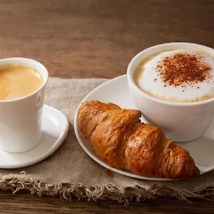 Corvin Royal - Breakfast Available Apartman