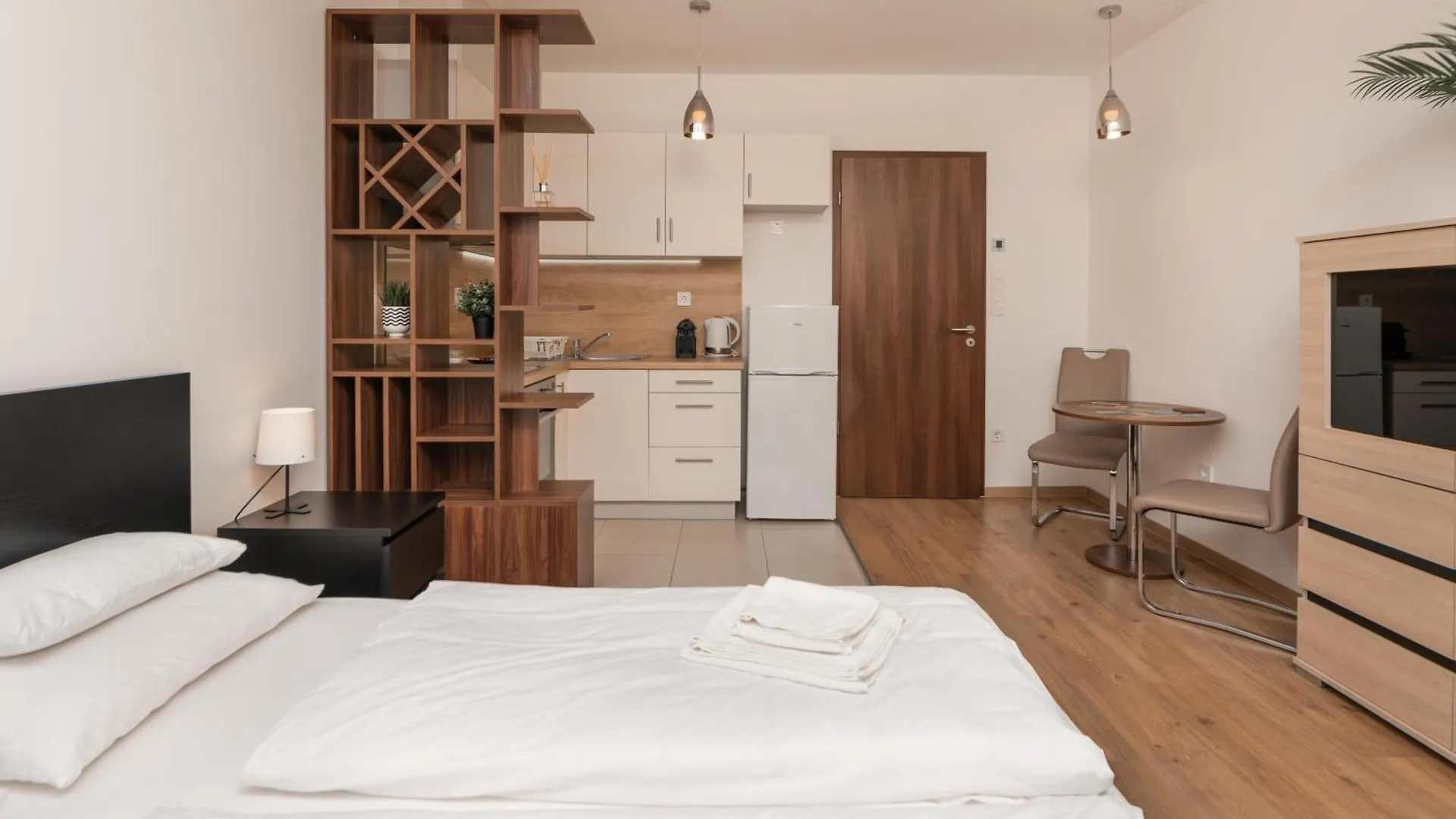 Waterfront City Apartments By Urbanrent Budapest