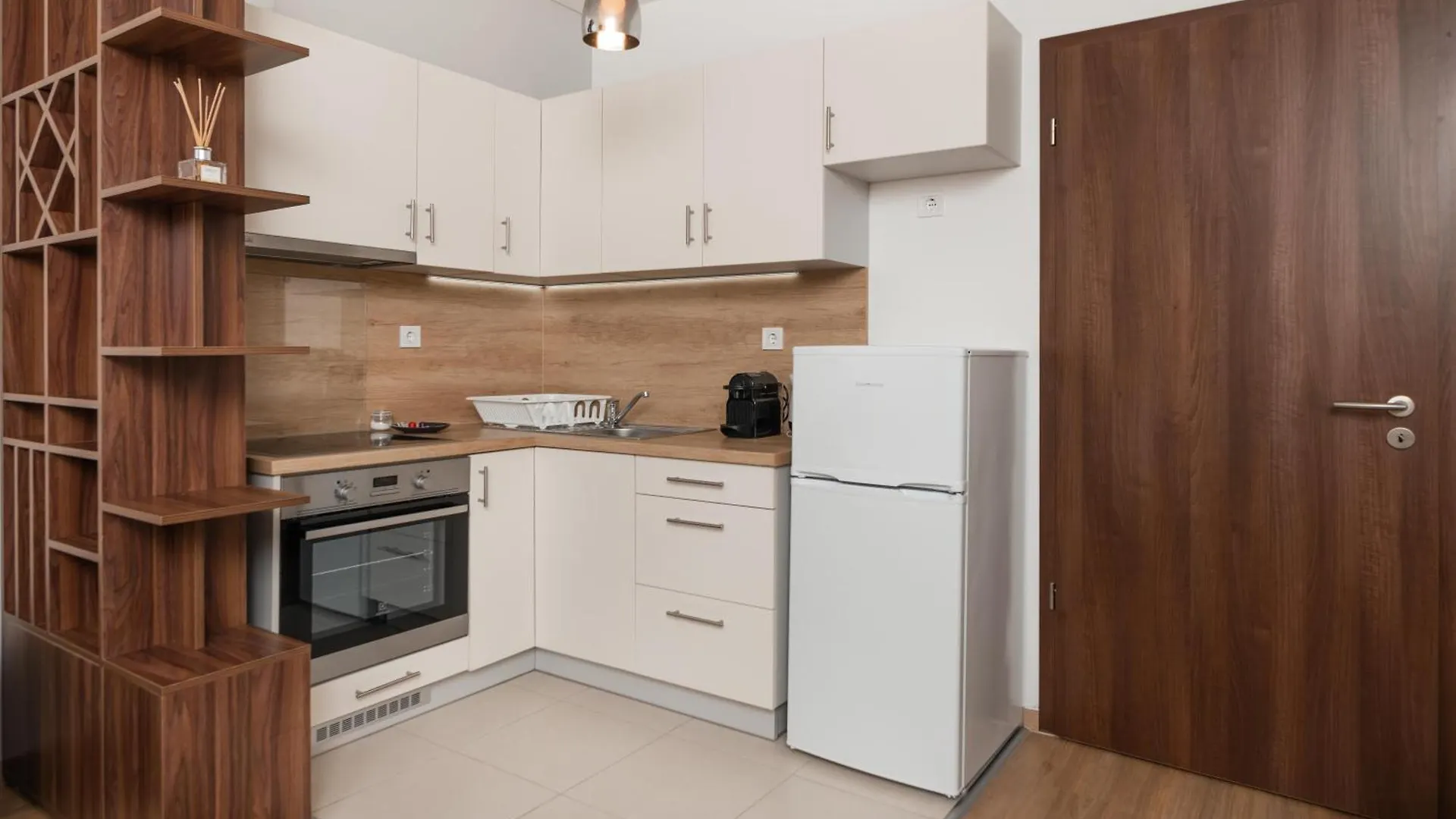 Waterfront City Apartments By Urbanrent Budapest