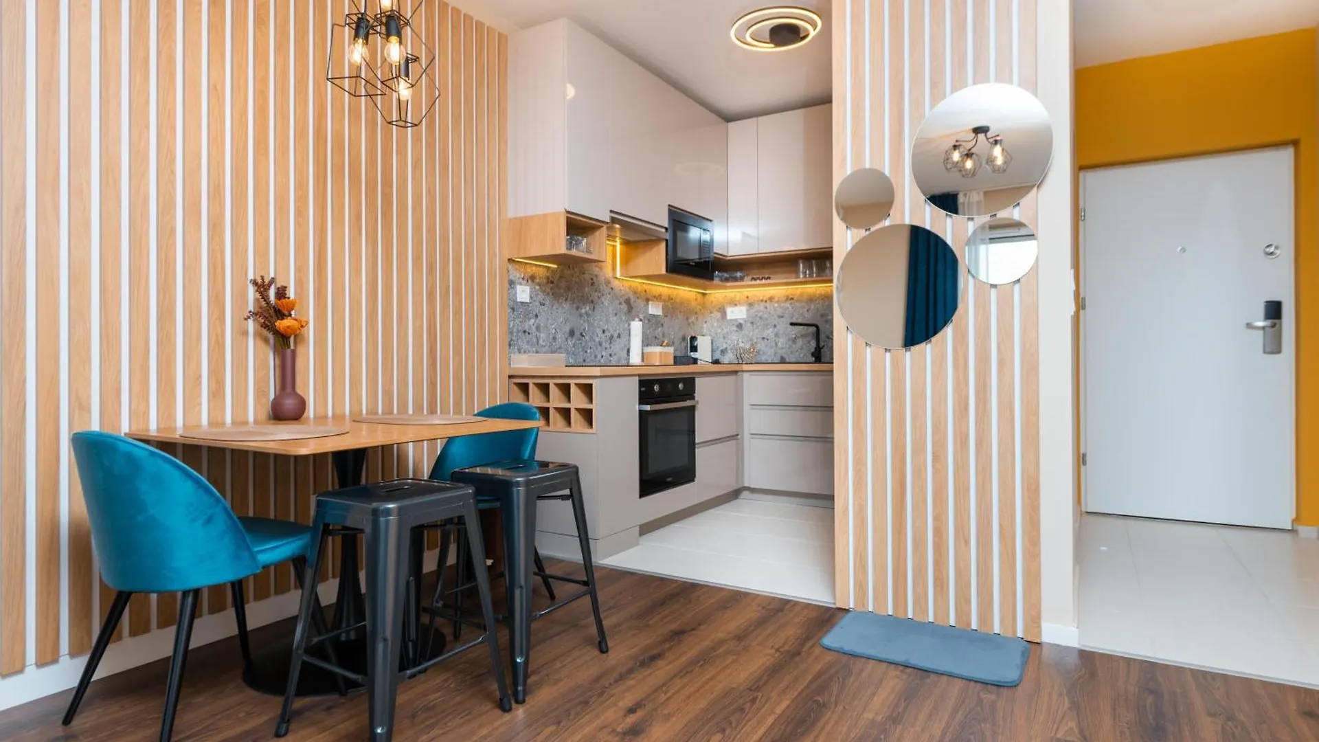 Waterfront City Apartments By Urbanrent Budapest